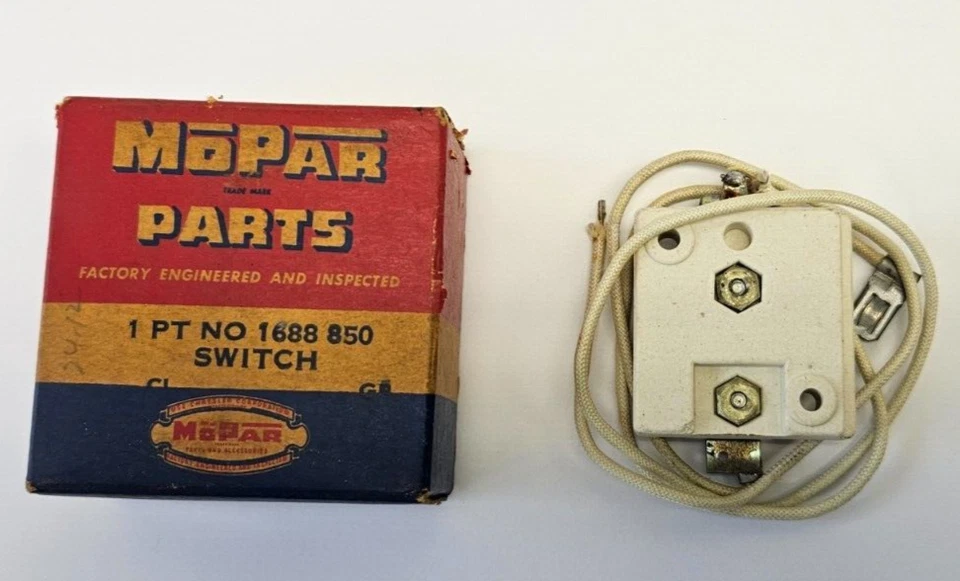 1956 Chrysler Desoto Model 800 Heater Overheat Switch 1688850 NOS - Image 3 of 4