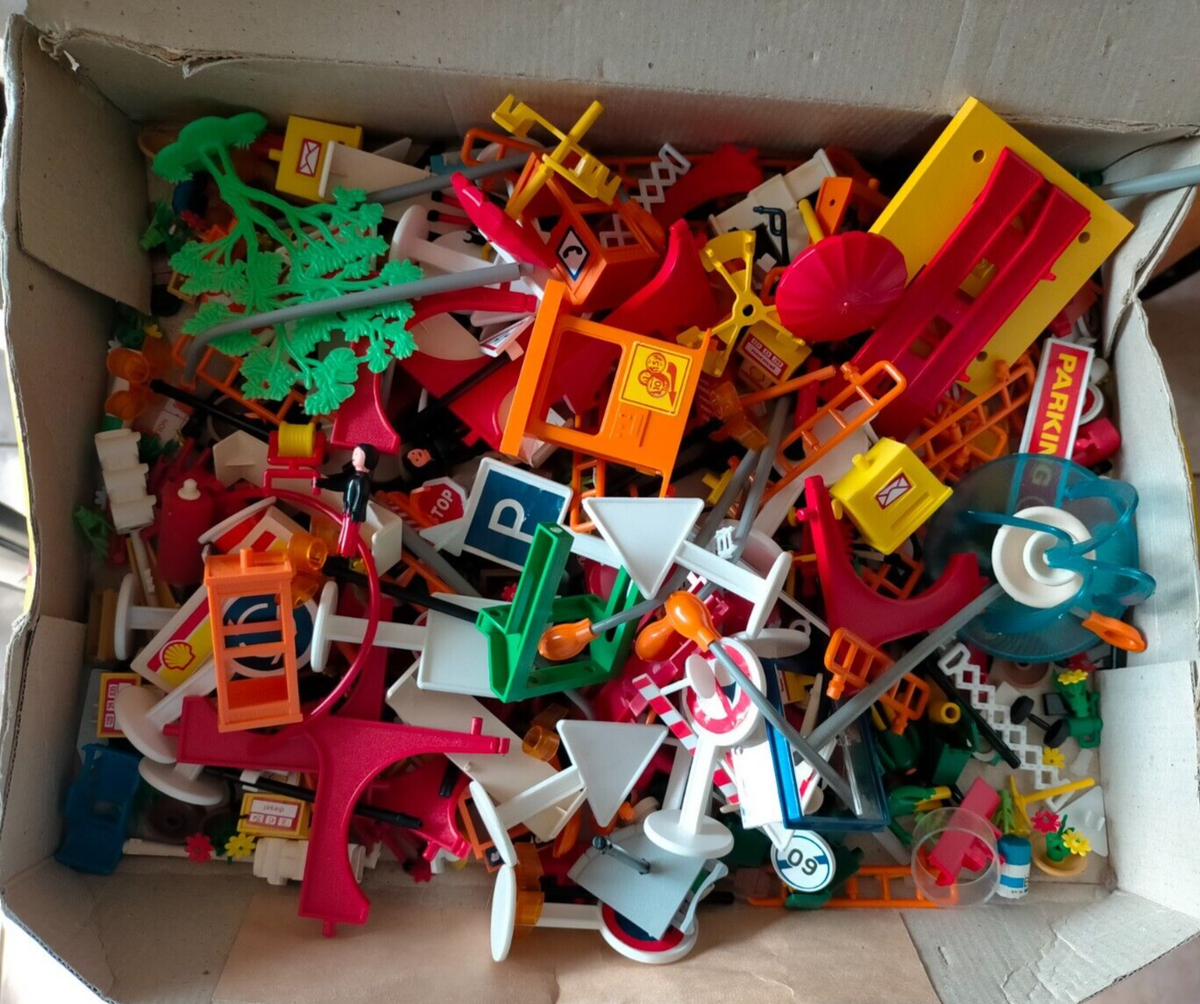 Boîte Majorette MAJOKIT 751-770 - Caserne De Pompiers Et Voitures - Collection Vintage