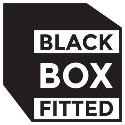 Black Box montiert - Vinyl Autoaufkleber