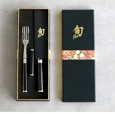 New KAI SHUN Classic Damascus Steak Knife Fork Cutlery Rest Set Made in Japan