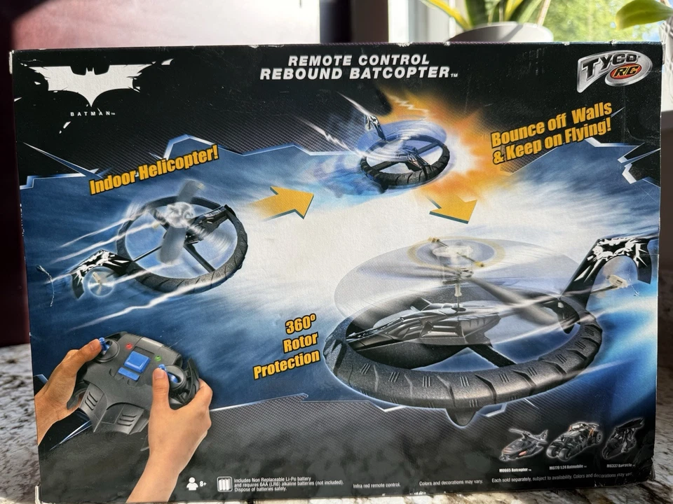 Batman RC Rebote Batcopter Helicóptero TYCO Mattel 2008 Toys R Us Exclusivo NUEVO Foto 3 de 4