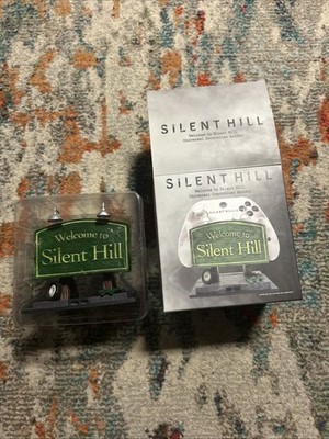 Rare Konami Silent Hill 2 Universal Controller Holder Only GameStop Exclusive
