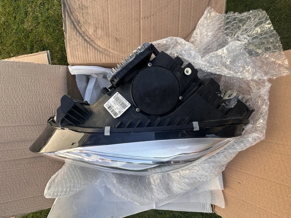 Original BMW LCI Adaptive LED Scheinwerfer 6er F06 F12 F13 Komplett mit Modulen - Bild 4 von 4