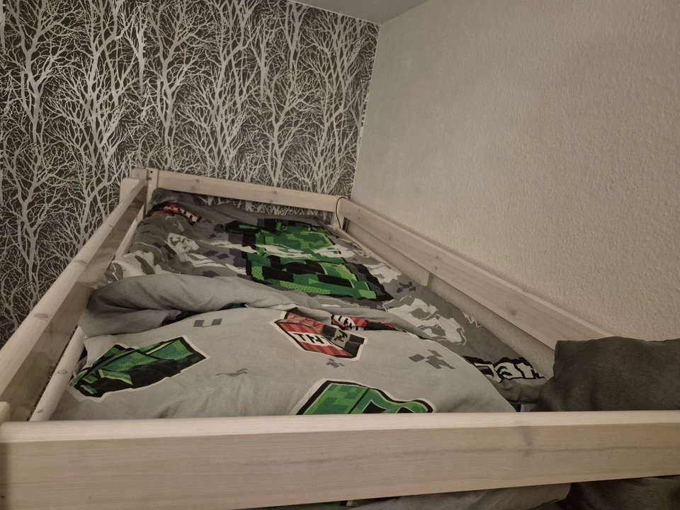 Hochbett 'Goliath' mit Tisch, Sofa und Gästebett und Geheimfach  - Bild 2 von 4