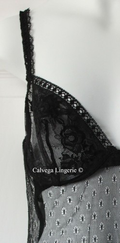 NUEVO CON ETIQUETAS LA PERLA 9030278 ""Romántica"" Malla/Encaje Bajo Cable Body Negro 38B Italia - Imagen 3 de 6