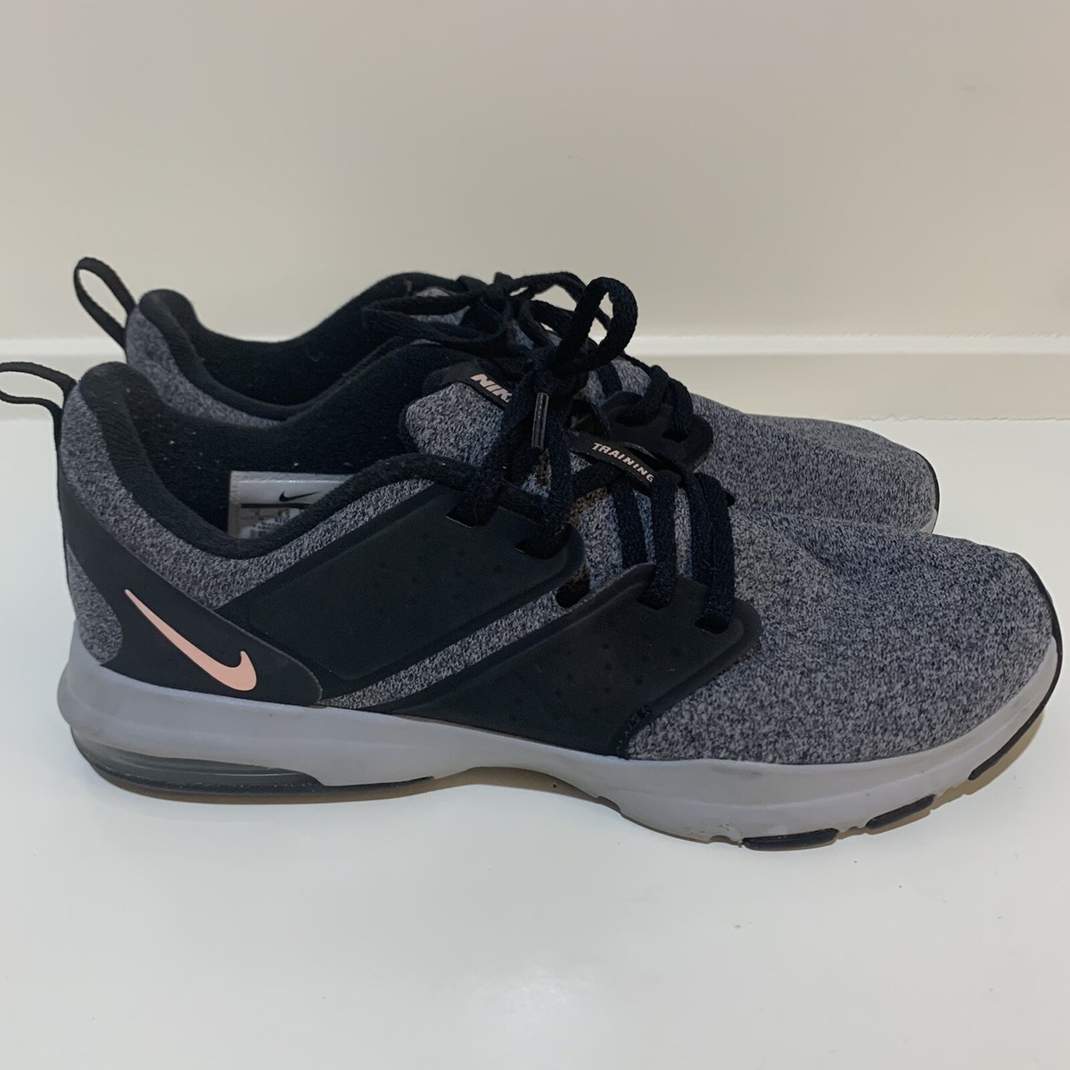 Nike Women display picture 3