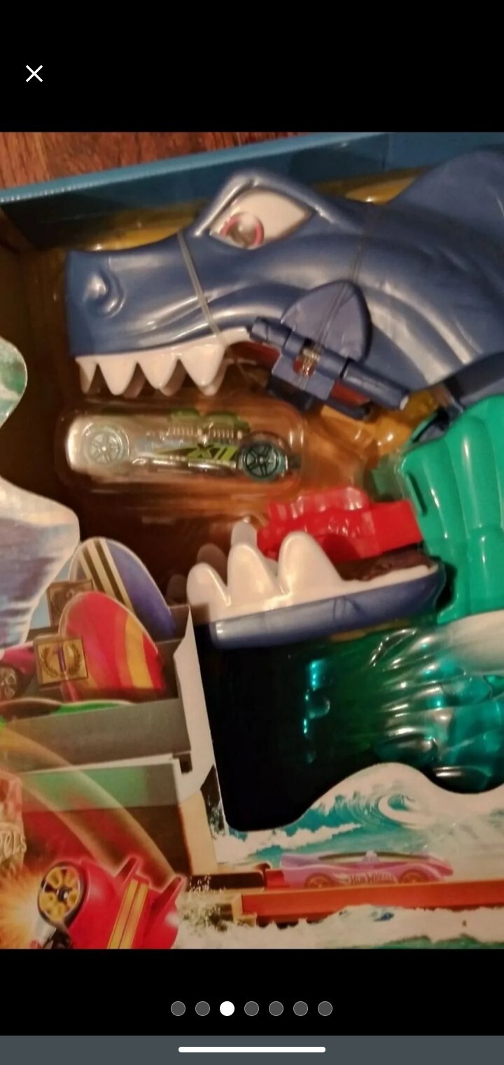 Picture 4 of 6