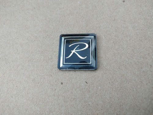 Buick Riviera R Car Emblem OEM GM Trim Badge Grille Ornament Chrome - 第 1/8 張圖片