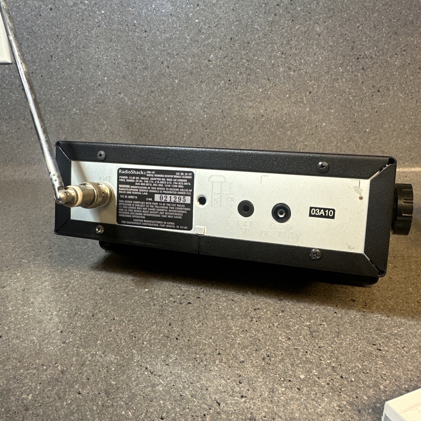 Radioshack PRO197 Digital Trunking Desktop/Mobile Scanner, Silver w