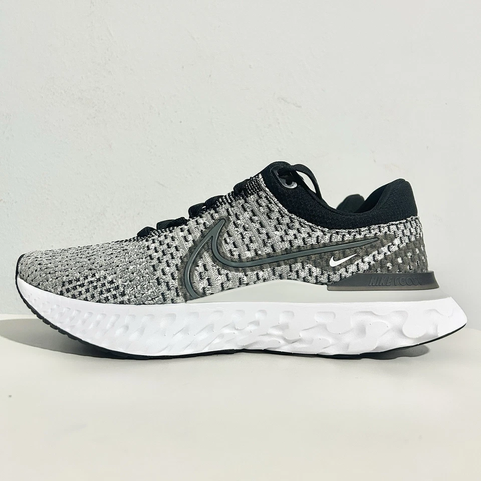 Nike React Infinity Run Flyknit 3 “Black Grey Fog” Men’s Size 11 Running Shoes - Image 4 of 4