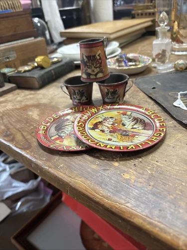 vintage RARE Tin Litho Ohio Art Toy 4.25" Plate kitty Cats & Yarn, Alphabet