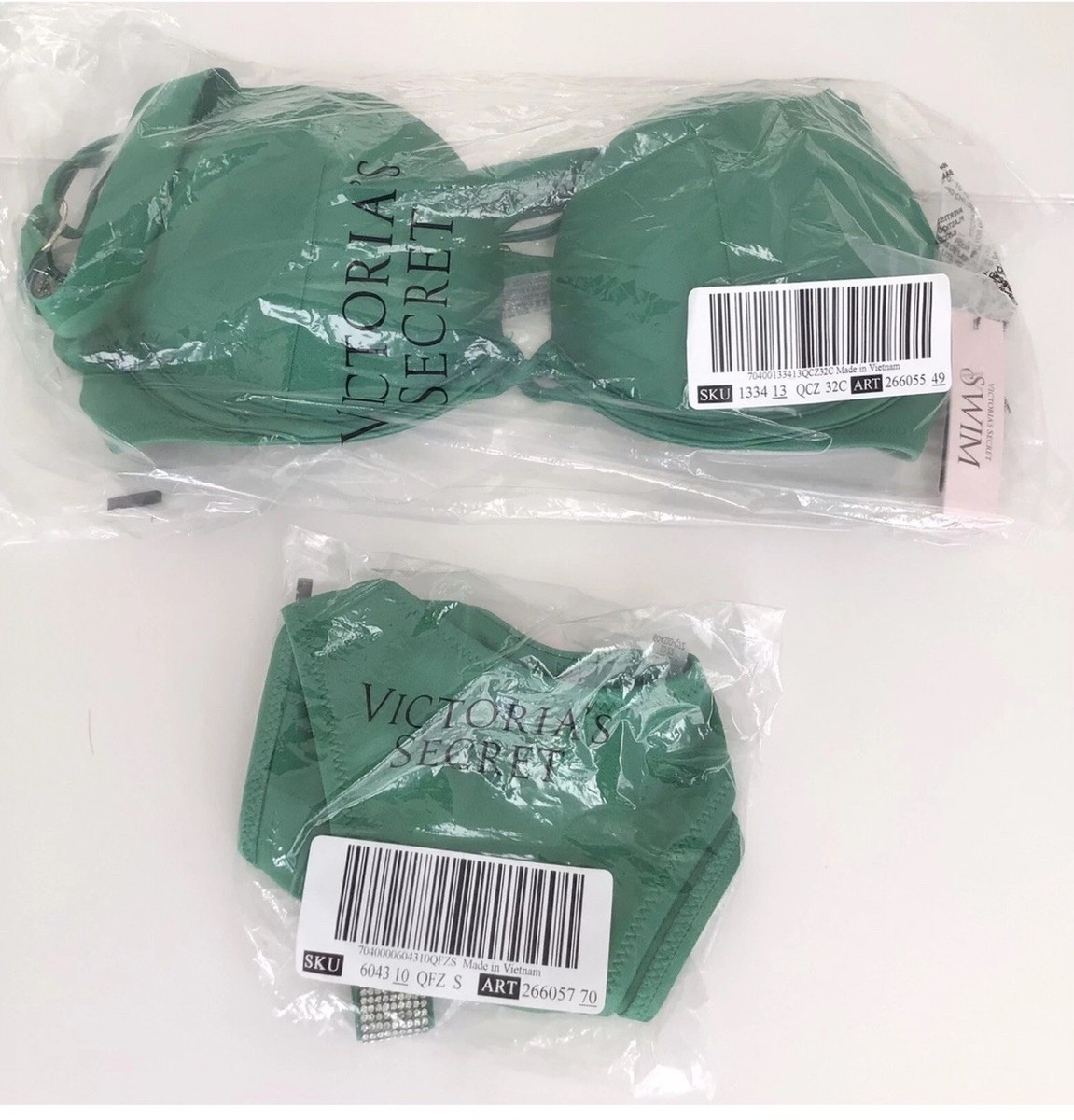 売却済み Victorias Secret 2 Pc Swim Suit Bombshell Shine Strap 32C
