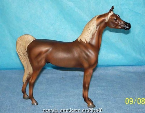 Lakeshore Porcelains Liver Chestnut Arabian Status Symbol - Picture 9 of 9
