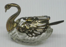 VINTAGE SWAN FIGURAL OPEN SALT CELLAR, CRYSTAL & METAL, w MOVING WINGS & SPOON