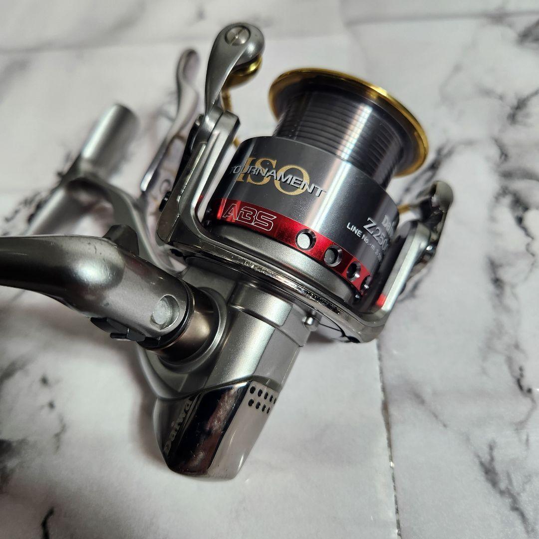 DAIWA TOURNAMENT ISO Z2500LB AIRMETAL 925709 | eBay