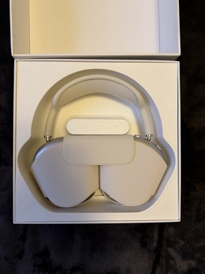 Apple AirPods MAX Wireless Bluetooth Over-Ear Headphones Silver