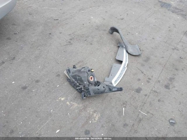 Used Front Center Interior Rear View Mirror fits: 2011 Chevrolet Cruze Front Cen - Image 4 of 4