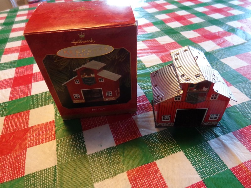 1999  Hallmark Keepsake Ornament Red Barn Pressed Tin Original Box w Tag EUC