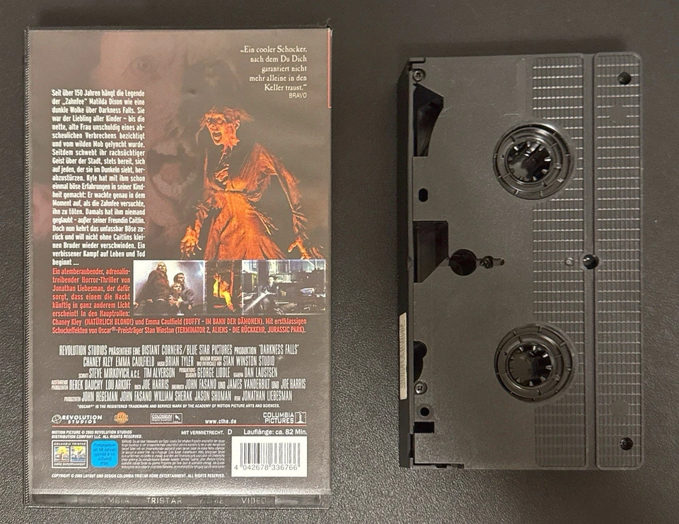 Der Fluch von Darkness Falls FSK16 82Min. Uncut RAR Sammler Hardbox VHS - Bild 3 von 4
