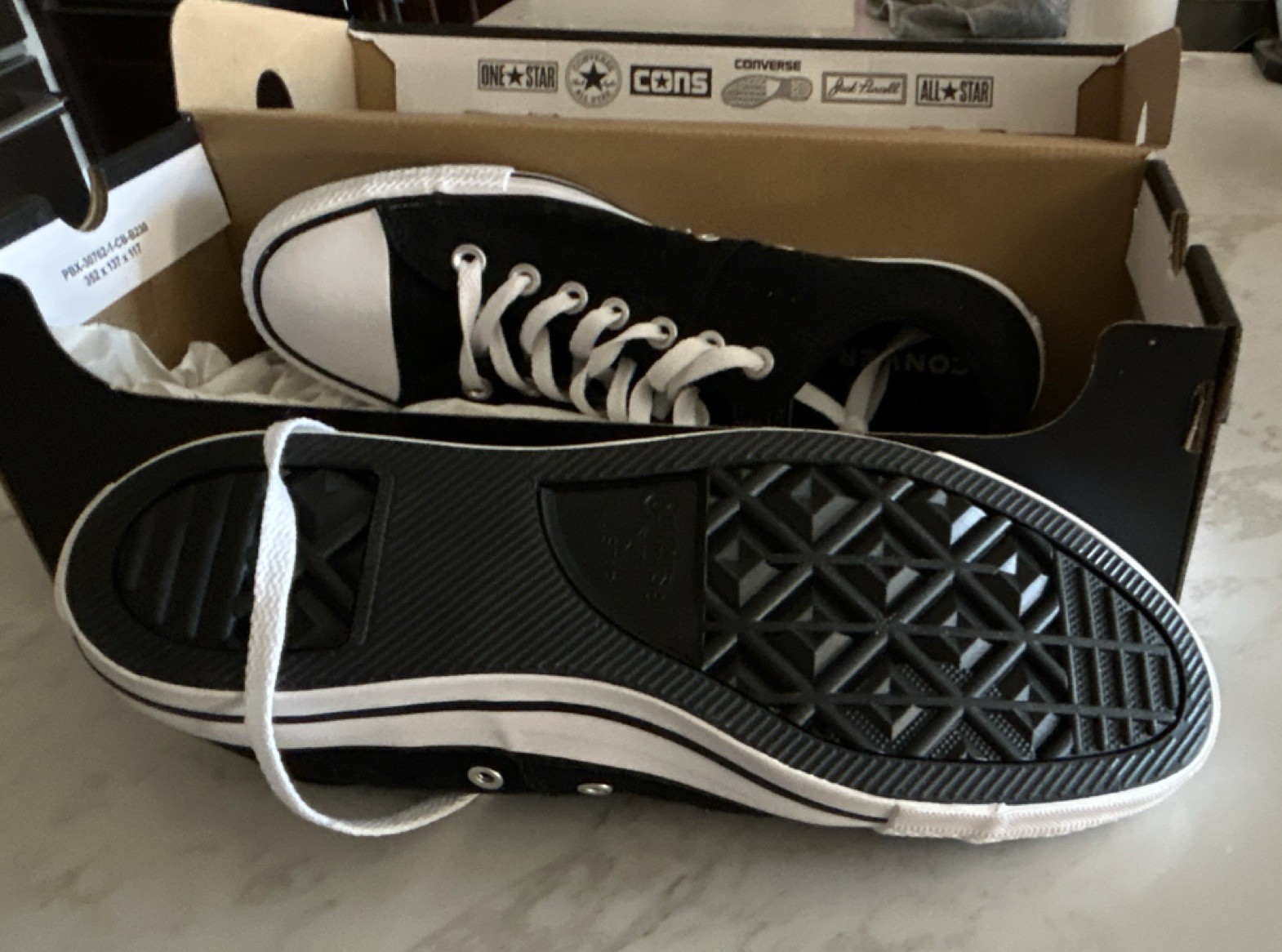 Converse All Star Black Canvas Sneakers Men's Size 11 US Lace Up Casual Shoes thumbnail 4