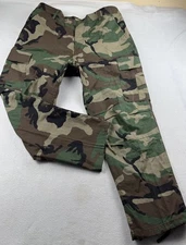 Vintage US Army BDU Pants Men's Large Short Woodland Camo Ripstop Cargo EUC