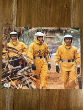 Dustin Hoffman ‘Outbreak’ Signed 11x14 Photo ‘Sam Daniels’ Beckett