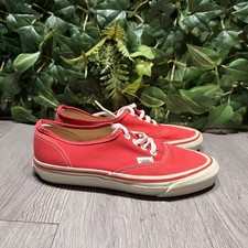 Vans Authentic Red Canvas Low Top Skate Shoes women's 7