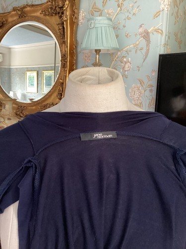JANE NORMAN SIZE 12 . NAVY BLUE DRAPE TOP . COWL NECKLINE . - Picture 6 of 7