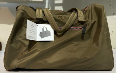 Adrienne Vittadini Olive Green Trendsetter Collection Backpack w/laptop sleeve. Adrienne Vittadini | Bags | Olive Green Backpack From  main image 2
