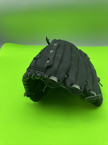 Easton Black Magic Glove BMX85 8.5 Black Super Soft Glove RHT - Picture 2 of 6