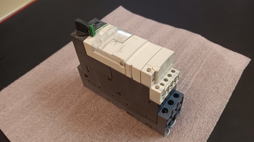 Schneider Electric LUCA05FU Telemecanique Motor Controller Starter LUB12 - Picture 3 of 7
