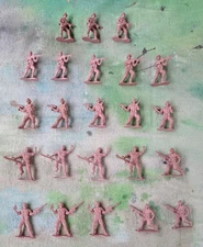 Vintage Possibly JARU Army Military Plastic Figures Excellent Condition