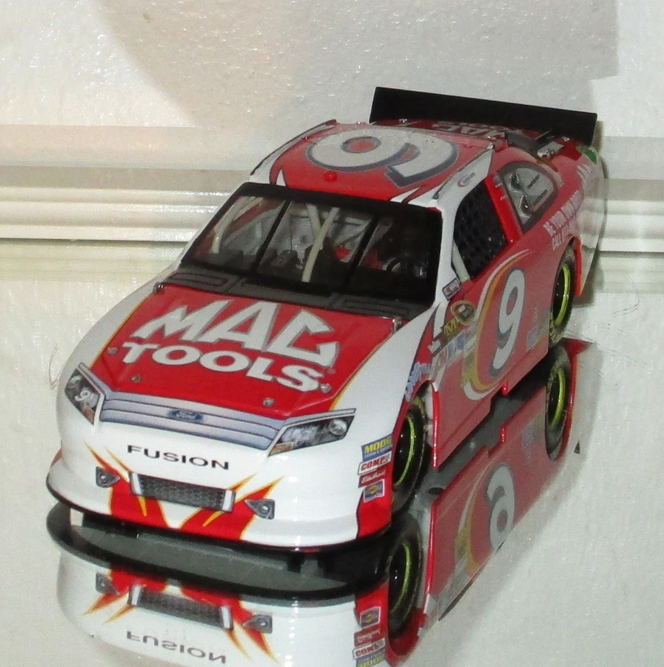 2012 样品 MARCOS AMBROSE #9 MAC 工具 AMPLE 汽车 非常罕见 无 DIN# 捐赠盒 — 第 2/4 张图片