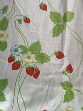Vintage Cannon Monticello Very Berry Strawberry Twin Fitted Sheet Made in USA