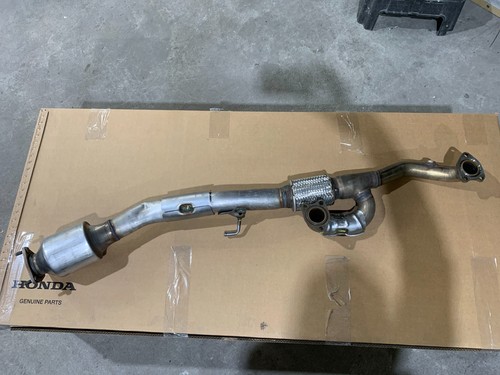 2020-2026 Honda Odyssey catalytic converter 18150-5MR-A70 and flex tube OEM