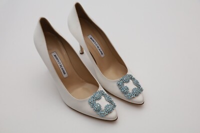 Manolo Blahnik Hangisi Crystal Satin Pumps Size 41/US 11 in White