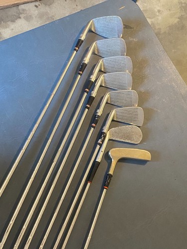 Vintage Wilson Golf Clubs X31 Iron Set 5-PW + 3 IRON + PUTTER LADIES Right Hand - Picture 2 of 8