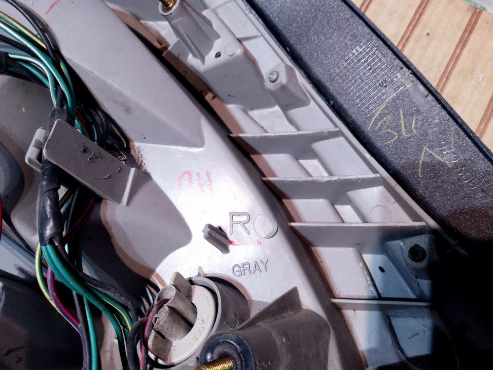 2004-2008 Nissan Maxima Passenger (RH) Tail Light Quarter Panel Mounted OEM - Image 2 of 4