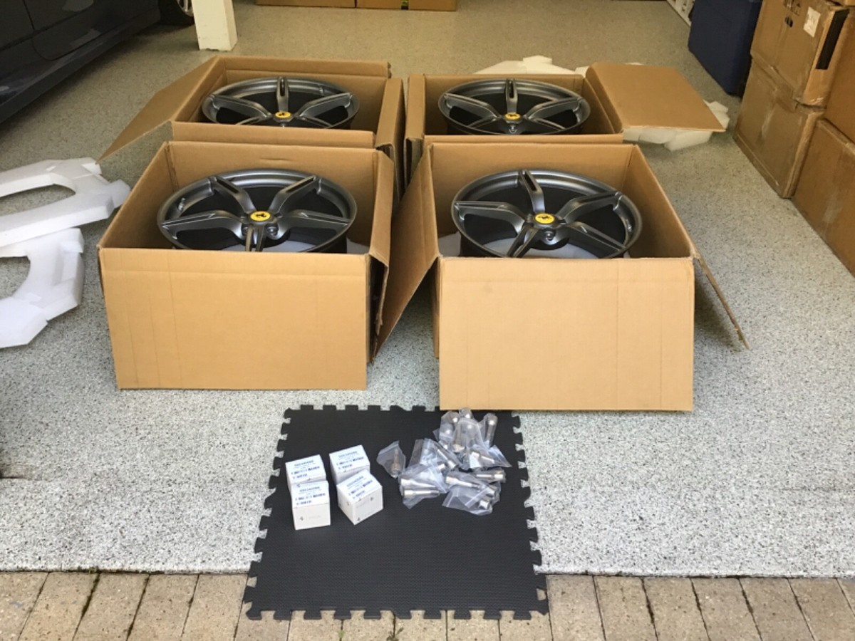 法拉利458 Speciale 原始设备制造商20 英寸车轮套装灰色-全新带盒| eBay