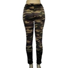 L/XL Size Womens Green Camouflage Front Pocket Legging welcome back turning