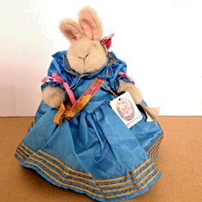 Muffy Friend Hoppy VanderHare w/ Ballroom Gown Shoes North American Bear 1991