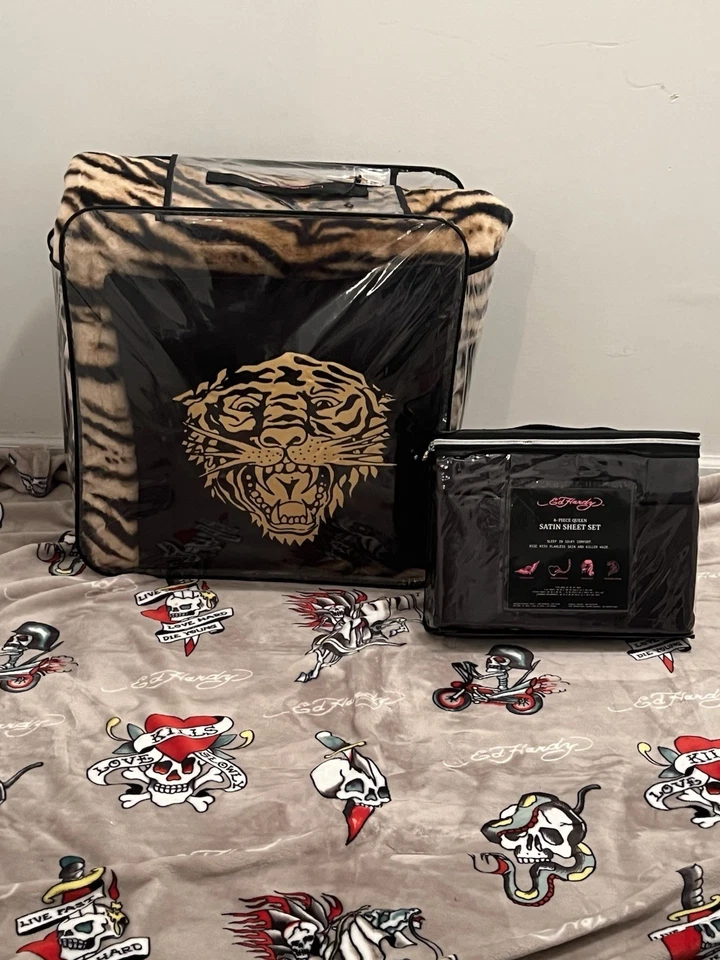Ed Hardy 4pc Queen Faux Fur Tiger Print Comforter Set w/6pc Blk Satin Sheet Set - Image 4 of 4