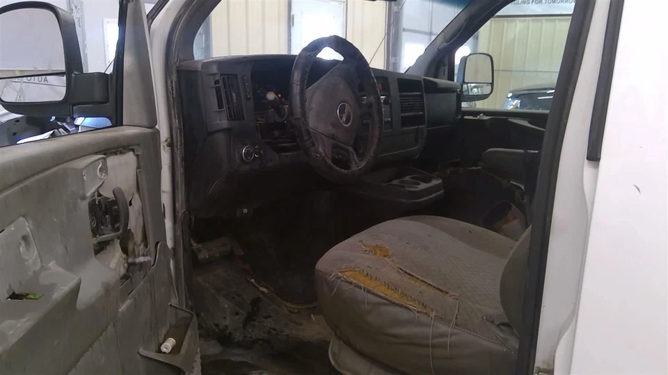 Rear Axle 9-3/4" Ring Gear 3.73 Ratio Fits 03-09 EXPRESS 2500 VAN 1707856 Foto 2 de 4