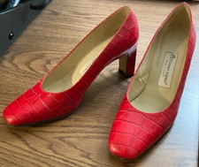 Vintage ETIENNE AIGNER Red Crocodile Leather Pump 3" Heels - Spain 7.5 M