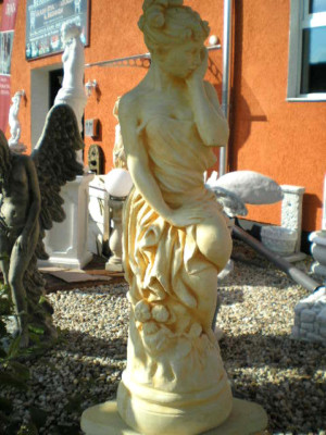 Gartenfigur Statue ''sitzende Frau'' 68 cm Steinguss Menschen Skulptur Gartendeko