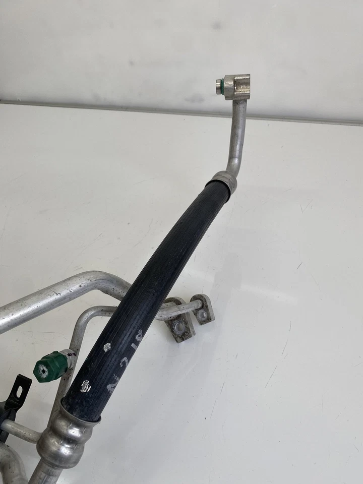 TESLA MODEL X 100D 2018 A/C Air Con Hose Pipe 1056259-00-D (N218) - Image 4 of 4