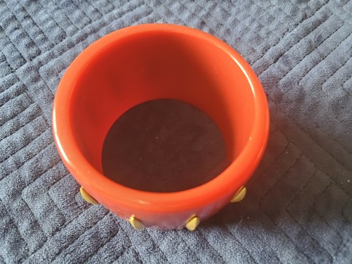 Antique Vintage Art Deco Retro Bakelite WIDE Bangle Bracelet WITH DESIGN - Picture 3 of 4