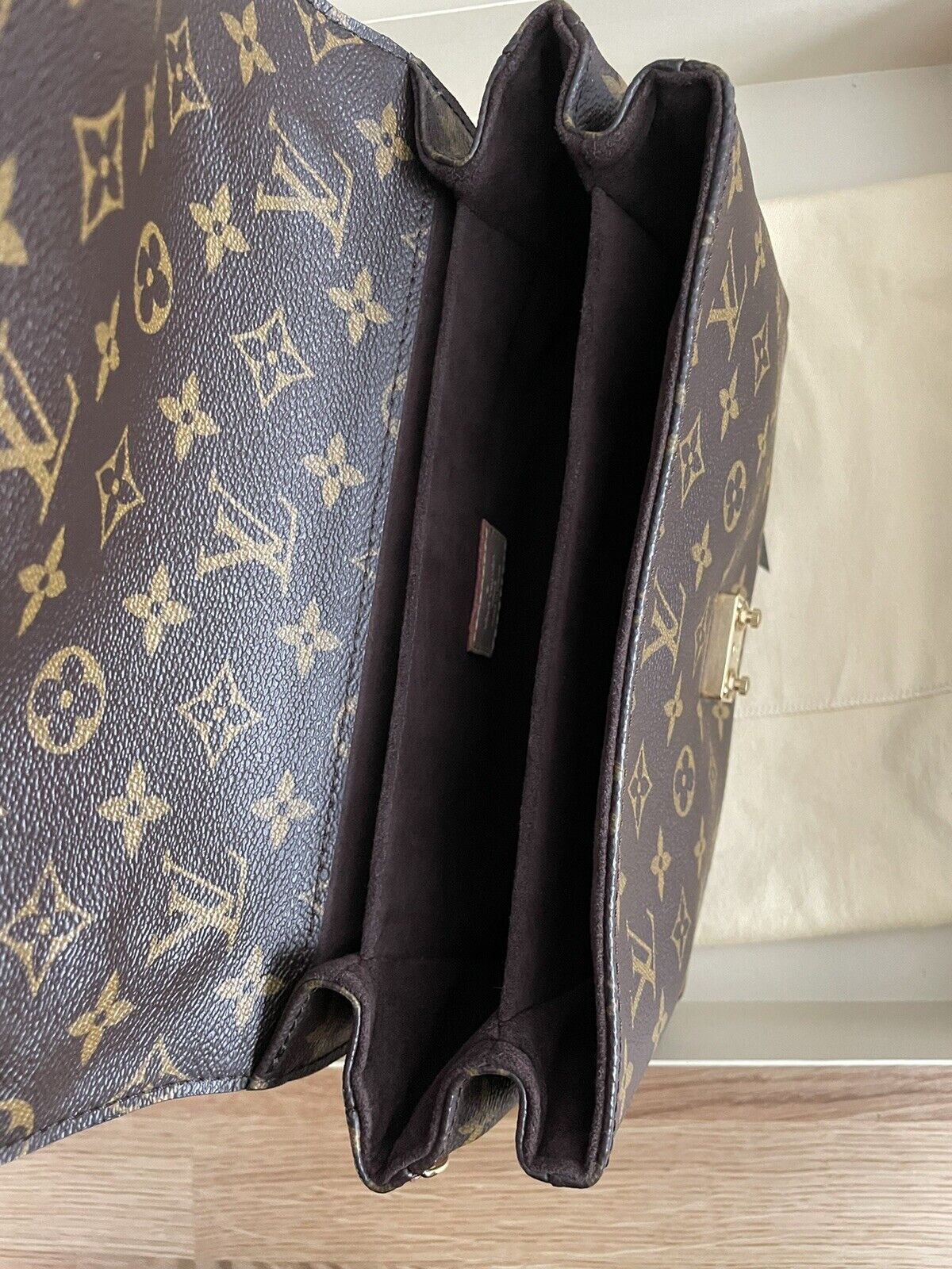 Authenticated Used Louis Vuitton Monogram Pochette Metis Summer