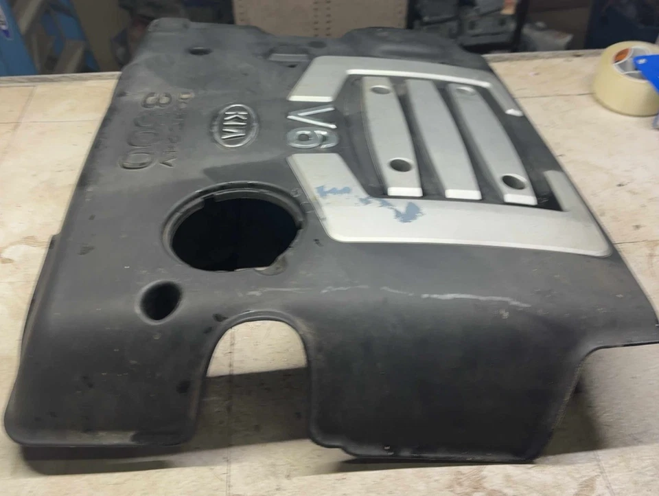 2003-2006 KIA SORENTO DOHC 24V 3500 3.5L Engine Appearance Cover Trim Bezel - Image 4 of 4