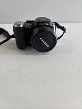 Fujifilm FinePix S Series S8000fd 8.0MP Digital Camera - Black
